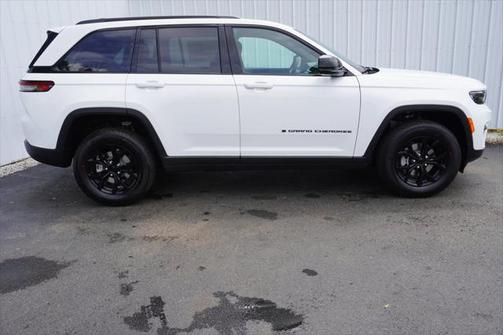 2025 Jeep Grand Cherokee Altitude