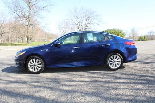 2017 Kia Optima LX