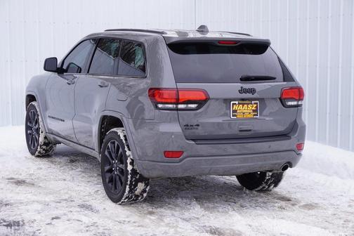 2022 Jeep Grand Cherokee Laredo