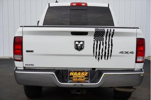 2019 RAM 1500 SLT