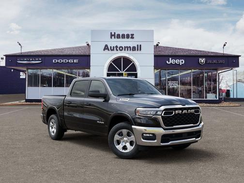 Diamond Black Crystal Pearlcoat 2026 RAM 1500 Big Horn/Lone Star