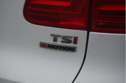 2016 Volkswagen Tiguan R-Line