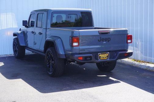 2025 Jeep Gladiator Nighthawk