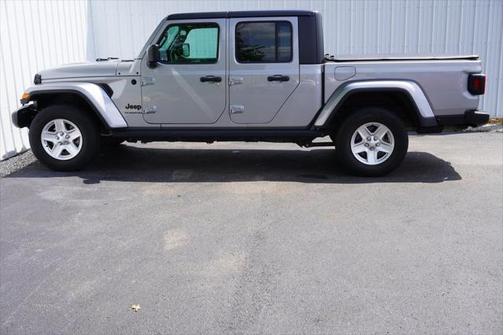 2021 Jeep Gladiator Sport S