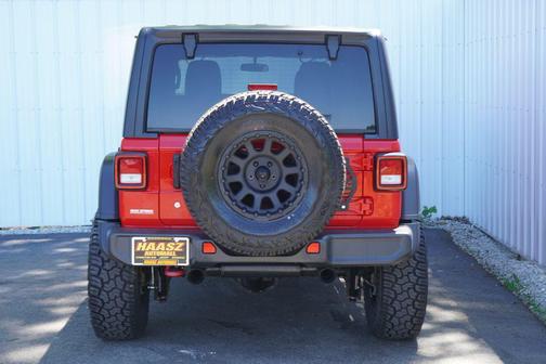 Firecracker Red Clearcoat 2018 Jeep Wrangler Unlimited Rubicon