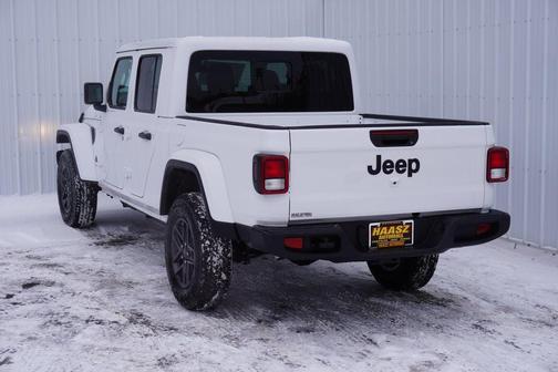 2026 Jeep Gladiator Sport S