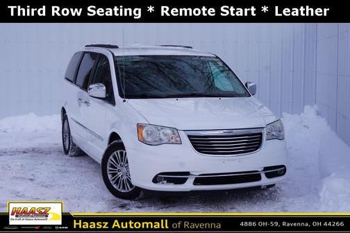 2014 Chrysler Town & Country Touring-L