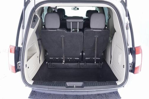 2014 Chrysler Town & Country Touring-L