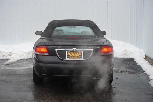 2005 Chrysler Sebring Base