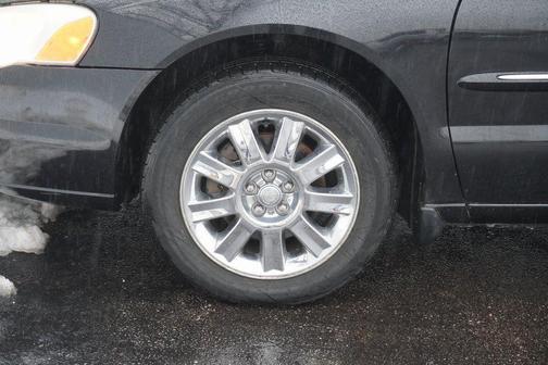 2005 Chrysler Sebring Base