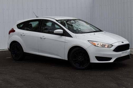Photo 2 of 59 of 2018 Ford Focus SE