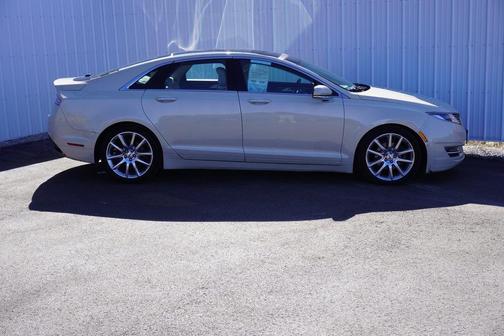 2016 Lincoln MKZ Base