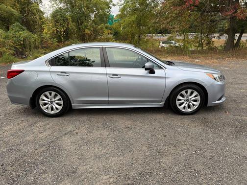 2015 Subaru Legacy Premium