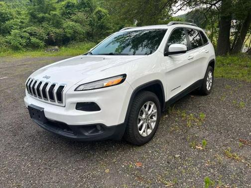 2017 Jeep Cherokee Sport