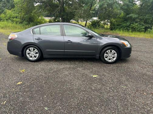 2010 Nissan Altima 2.5 S