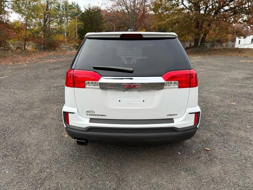 2017 GMC Terrain SLE-1