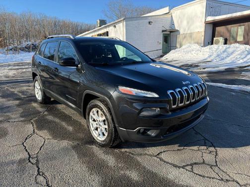 2014 Jeep Cherokee Sport