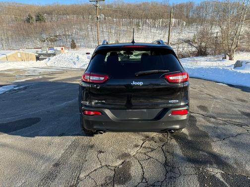 2014 Jeep Cherokee Sport