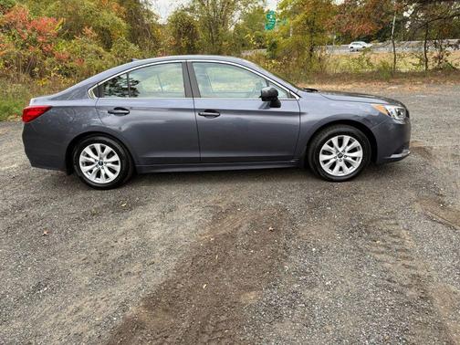 2016 Subaru Legacy Premium