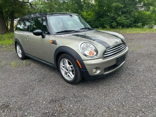 2010 MINI Cooper Clubman Base