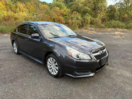 2013 Subaru Legacy Premium