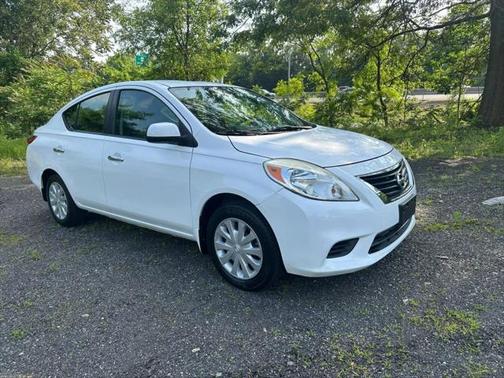 2012 Nissan Versa 1.6 S