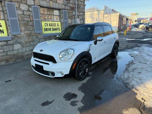 2011 MINI Cooper S Countryman Base