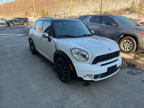 2011 MINI Cooper S Countryman Base