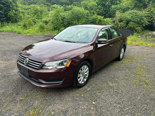 2014 Volkswagen Passat 1.8T S