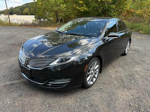 2015 Lincoln MKZ Base
