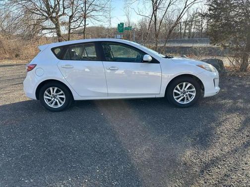 2013 Mazda Mazda3 i Touring