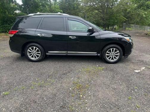 2015 Nissan Pathfinder SL