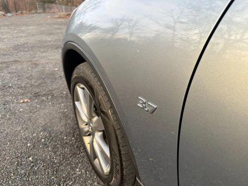 2017 INFINITI QX50 Base