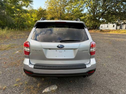 2014 Subaru Forester 2.5i Touring