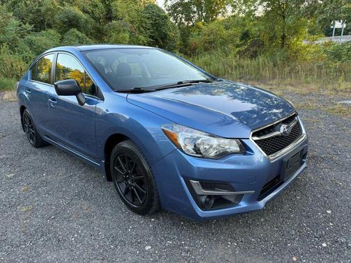 2016 Subaru Impreza 2.0i