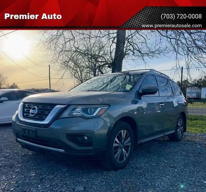 2017 Nissan Pathfinder SL