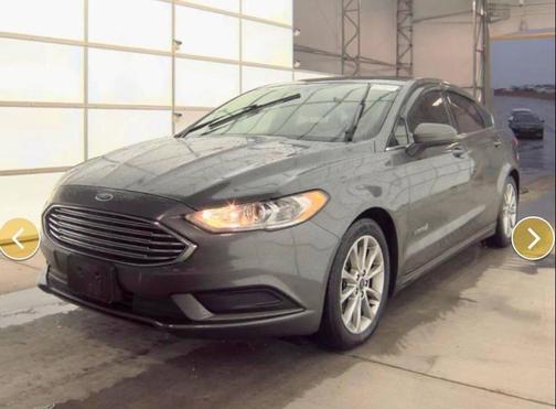 2017 Ford Fusion Hybrid SE