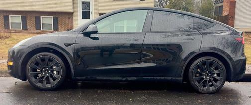 2022 Tesla Model Y Long Range Dual Motor All-Wheel Drive