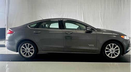 2017 Ford Fusion Energi SE Luxury