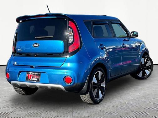 Caribbean Blue 2018 Kia Soul +