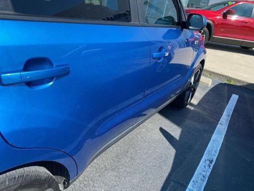 Caribbean Blue 2018 Kia Soul +