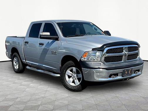Bright Silver Metallic Clearcoat 2014 RAM 1500 Tradesman