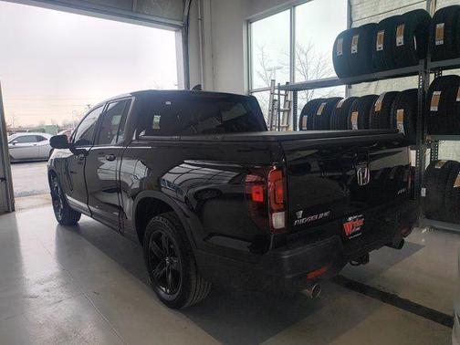 2023 Honda Ridgeline Black