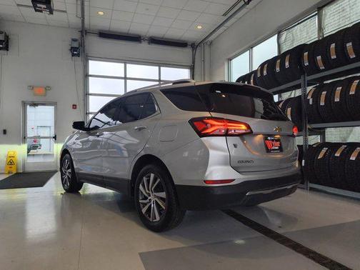 2022 Chevrolet Equinox Premier w/1LZ
