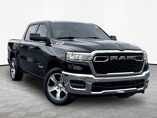 Diamond Black Crystal Pearlcoat 2025 RAM 1500 Tradesman