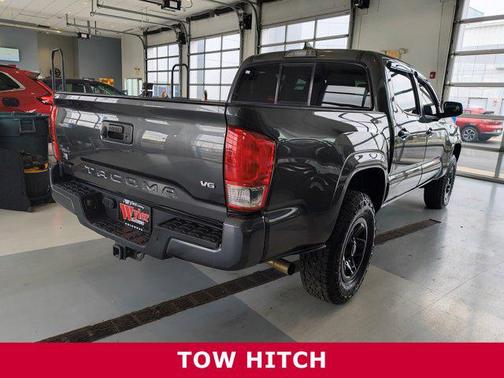 2017 Toyota Tacoma SR