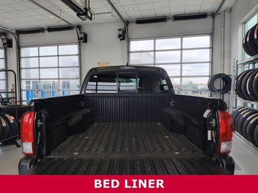 2017 Toyota Tacoma SR