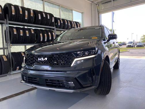 2022 Kia Sorento SX