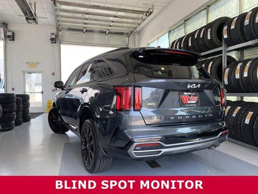 2022 Kia Sorento SX