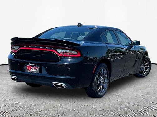 Pitch Black Clearcoat 2018 Dodge Charger GT